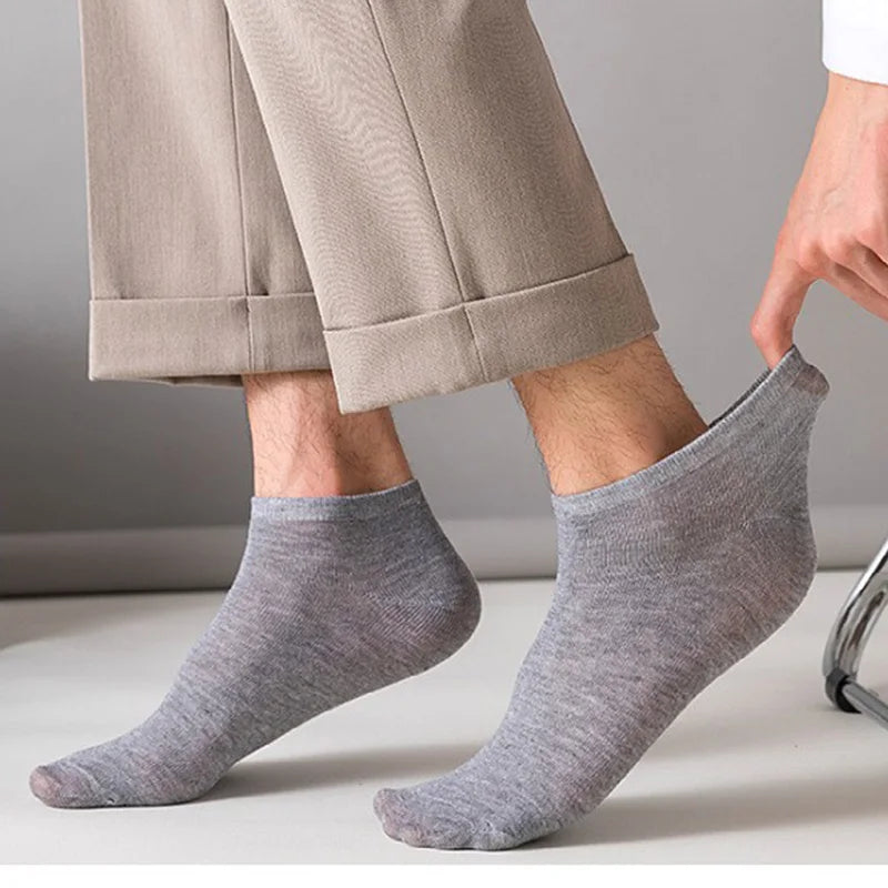 Invisible Comfort: 8 Pairs of Summer Boat Socks for Men & Women