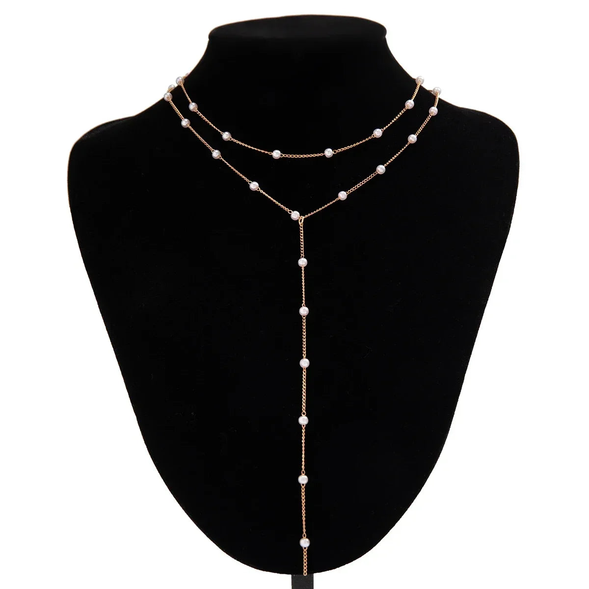 Pearl Elegance: Tassel Charm Choker Necklace