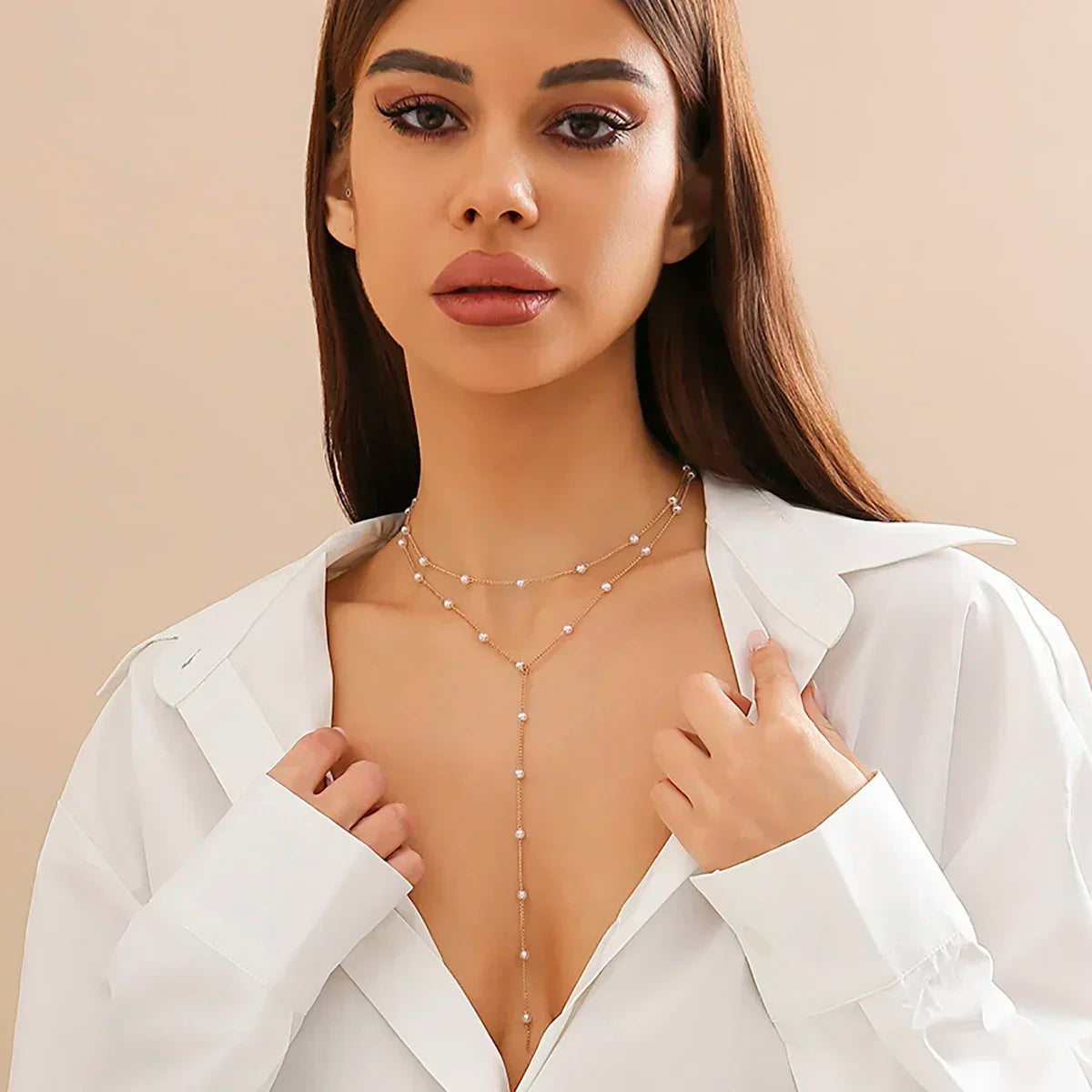 Pearl Elegance: Tassel Charm Choker Necklace