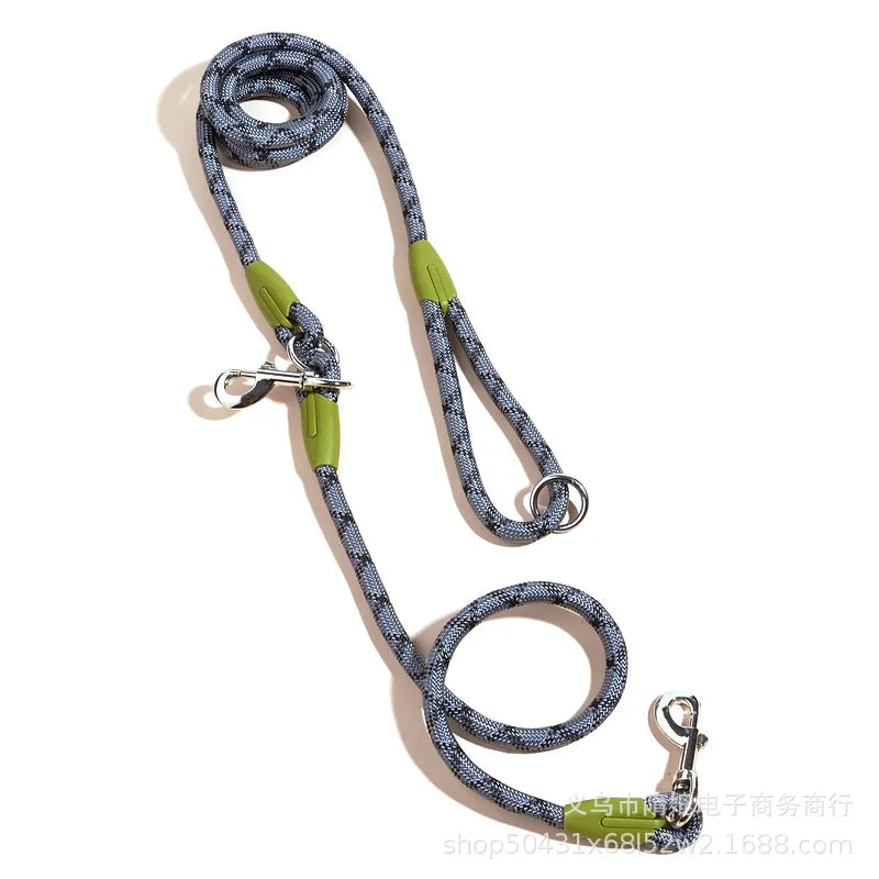 SafeWalk: Ultimate Reflective Nylon Dog Leash – Safety Meets Comfort