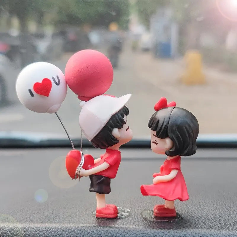 LoveDuo: Adorable Kissing Couple Car Ornaments – Add Romance to Your Ride!