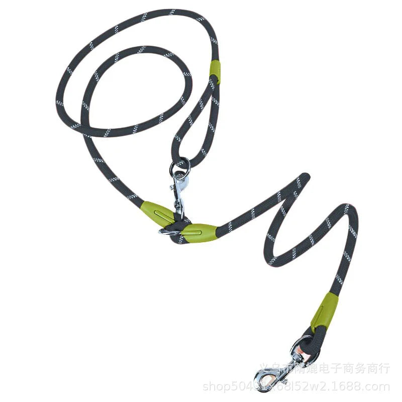 SafeWalk: Ultimate Reflective Nylon Dog Leash – Safety Meets Comfort