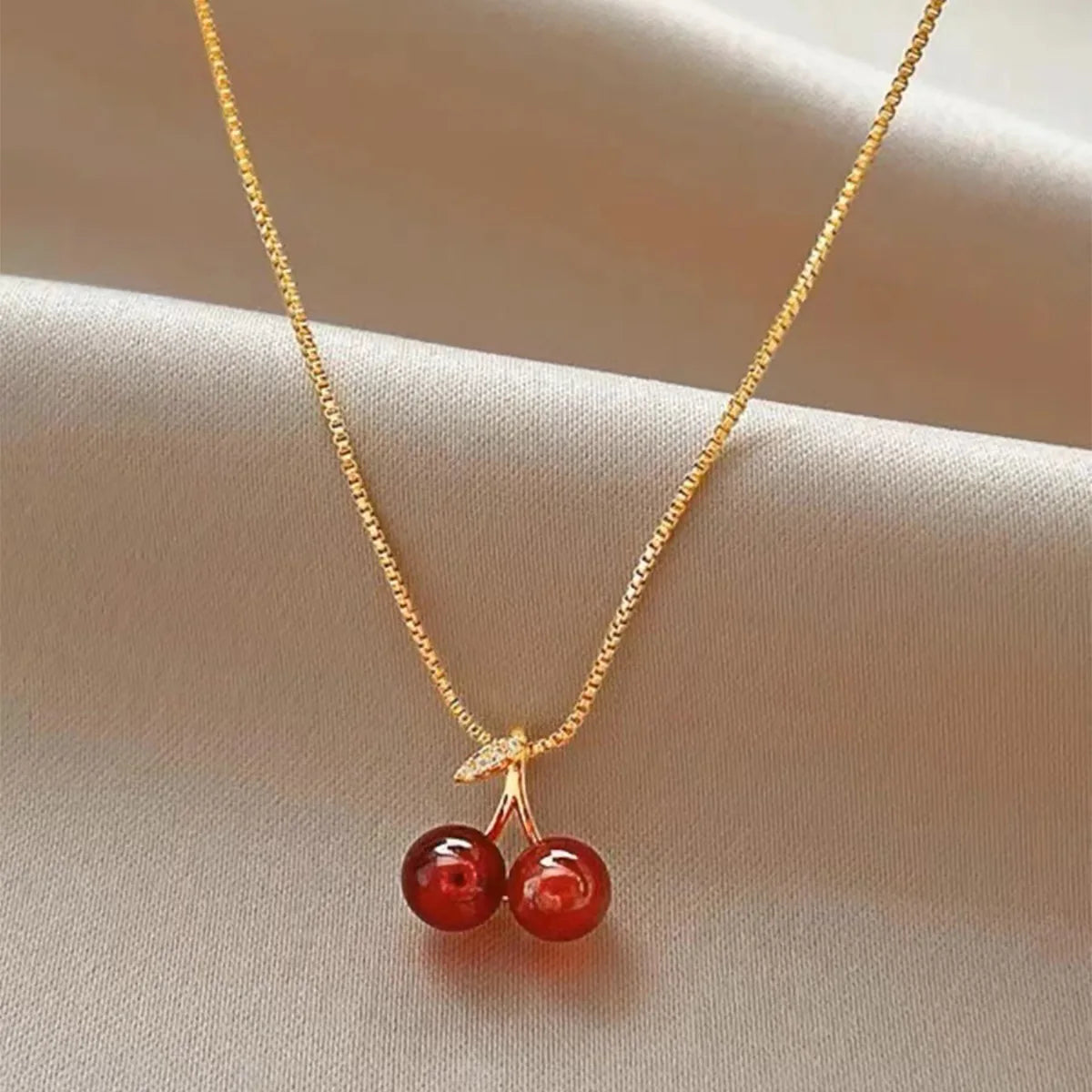 Little Wine Red Cherry Pendant Necklaces For Women Fashion Personality Fruit Golden Chain Necklace Party Jewelry Birthday Gifts